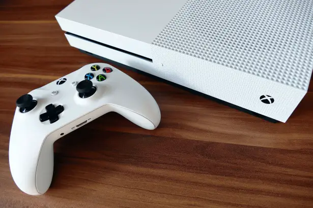 Fix the Xbox error code 0X80072F8F for good in just a few steps