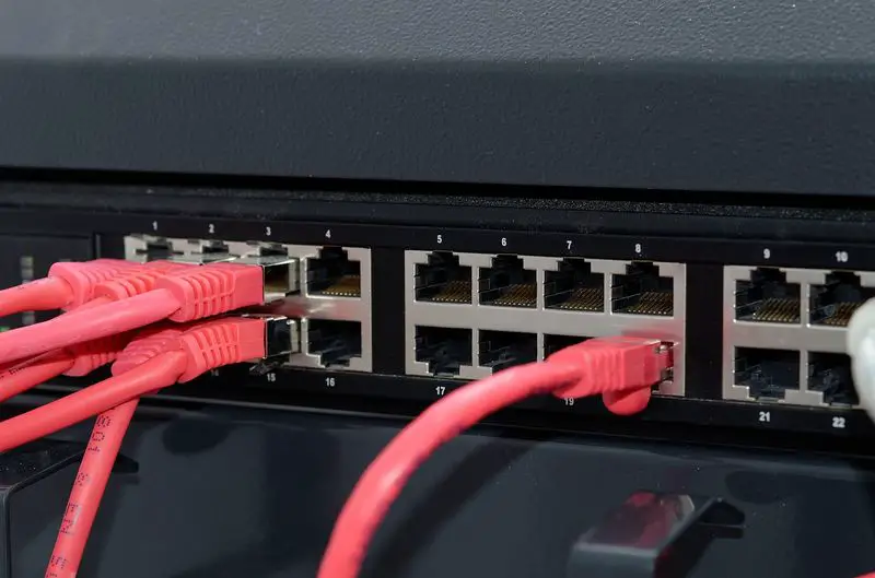 router with red wires